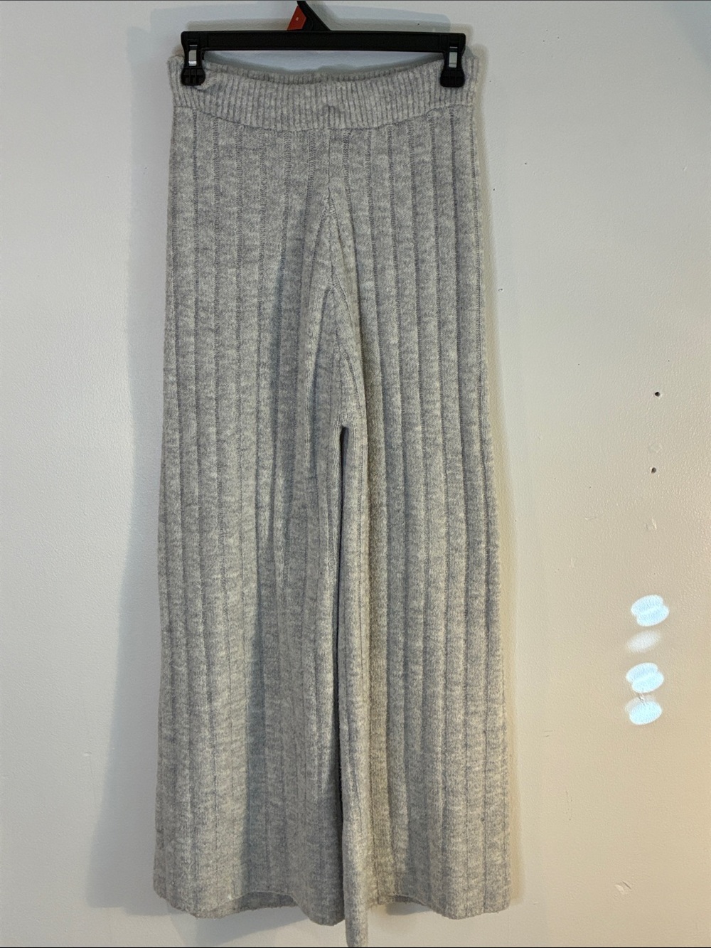 Sincerely Jules textured ribbed gray knit wide leg pull on pants sweats size M